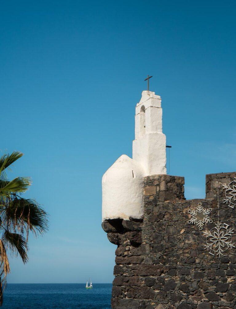 Castillo en antiguo casco histórico de Garachico